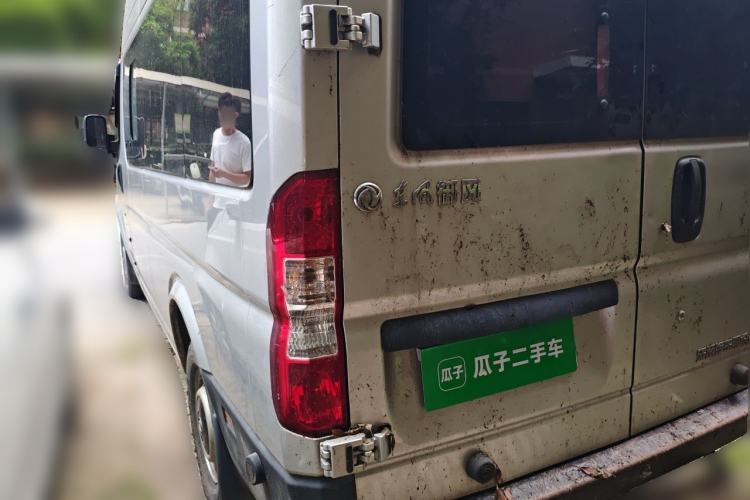Used Dongfeng Yufeng 2020 2.3T Economy Logistics Vehicle Long Wheelbase High Roof 5-9 Seater WP2.3 Rear Left 45 Deg