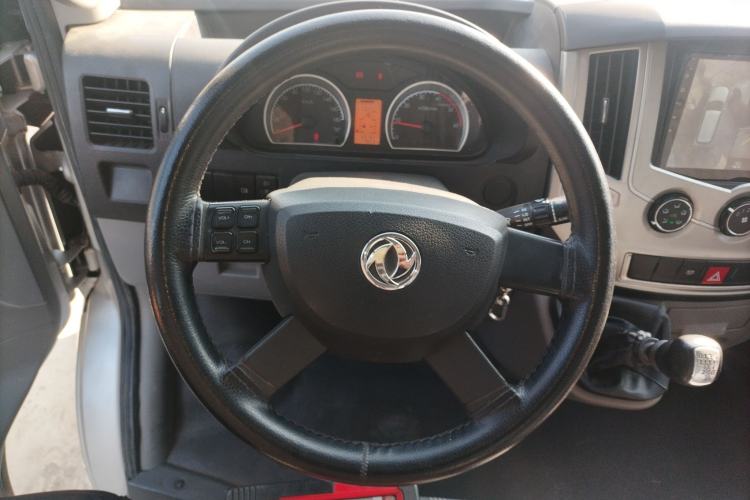 Used Dongfeng Yufeng 2020 2.3T Economy Standard Edition VAN Short Wheelbase Mid-Roof 3-Seater WP2.3 Steering Wheel