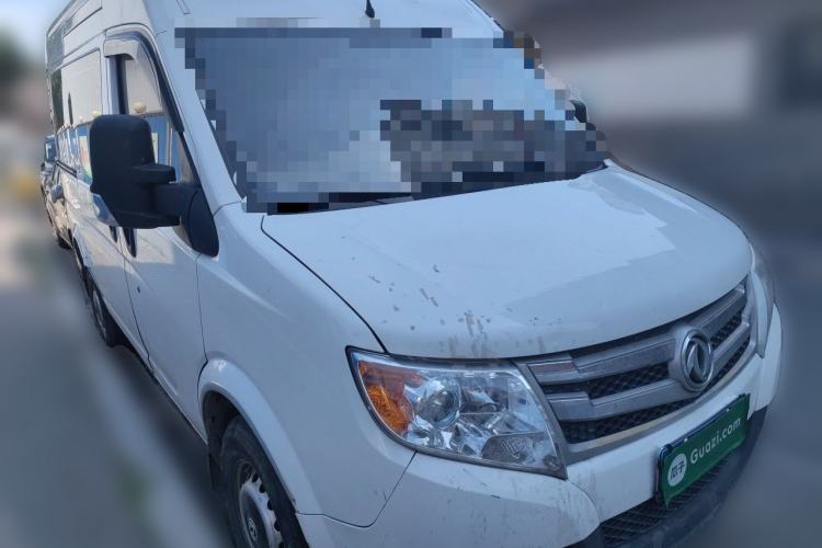 Used Dongfeng Yufeng 2020 2.3T Economy Standard Edition Logistics Vehicle Short Wheelbase Mid-Roof Design 5-9 Seats WP2.3 Front Right 45 Deg