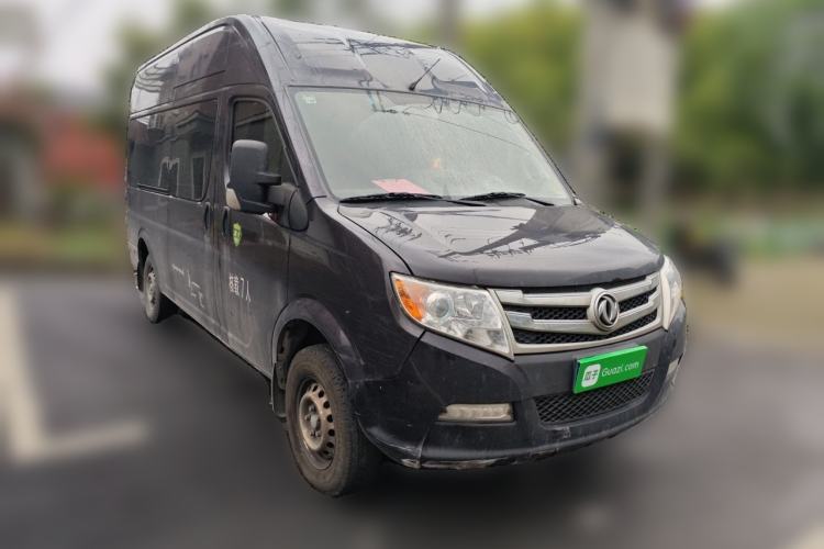 Used Dongfeng Yufeng 2021 2.3T Front-Drive Logistics Van Long Wheelbase High Roof 6–9 Seats China VI Standard M9T Front Right 45 Deg