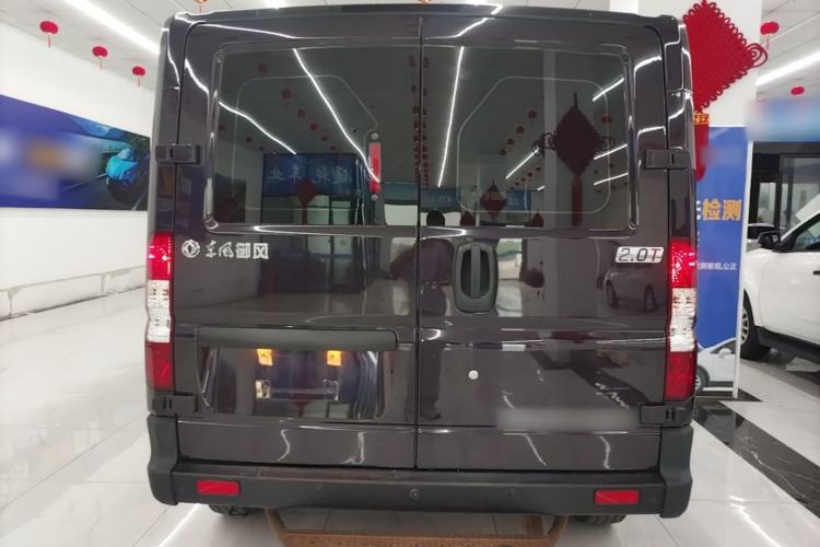 Used Dongfeng Yufeng 2021 2.0T Power King Front-Drive Logistics Van Short Wheelbase Low Roof 5-9 Seater China VI Emission Standard ZD20 Rear