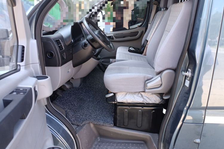 Used Dongfeng Yufeng 2021 2.3T Power King Front-Drive Van Short Wheelbase Mid-Roof 3-Seater China VI Standard M9T Driver Seat