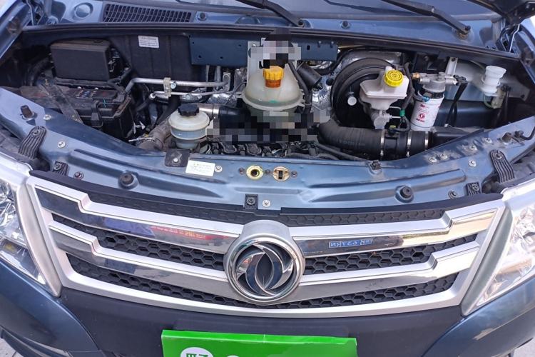 Used Dongfeng Yufeng 2021 2.3T Power King Front-Drive Van Short Wheelbase Mid-Roof 3-Seater China VI Standard M9T Engine Bay