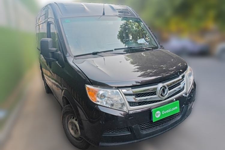 Used Dongfeng Yufeng 2021 2.3T V9 Logistics Vehicle Short Wheelbase Mid-Roof Design 5-9 Seater China V Emission Standard WP2.3 Front Right 45 Deg