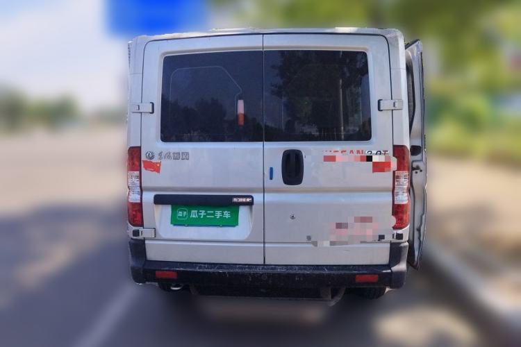 Used Dongfeng Yufeng 2021 2.0T Power King Front-Drive Logistics Van Short Wheelbase Low Roof 5-9 Seater China VI Emission Standard ZD20 Rear