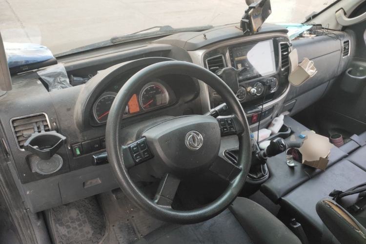 Used Dongfeng Yufeng 2021 2.3T Power King Rear-Drive Van Long Wheelbase High Roof Dual Rear Tires 3-Seater China VI Standard M9T Steering Wheel