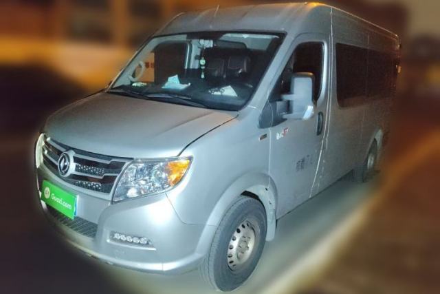 Used Dongfeng Yufeng 2021 2.0T Power King Front-Drive Logistics Vehicle Long Wheelbase Mid-Roof Design 6–9 Seats China VI Emission Standard ZD20
