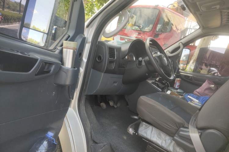 Used Dongfeng Yufeng  Driver Seat