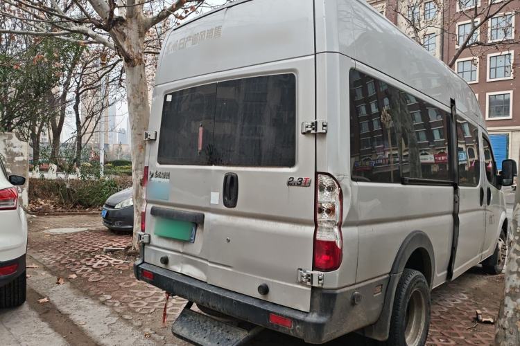 Used Dongfeng Yufeng 2021 2.3T Power King Rear-Drive Logistics Vehicle Long Wheelbase High Roof Dual Rear Tires 6–9 Seats China VI Standard M9T Exterior 5