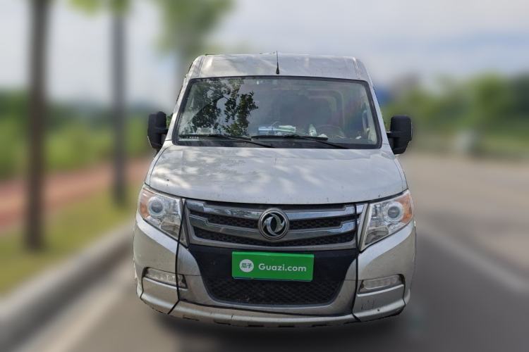Used Dongfeng Yufeng 2021 2.3T Power King Front-Drive Van Short Wheelbase Mid-Roof 3-Seater China VI Standard M9T Front