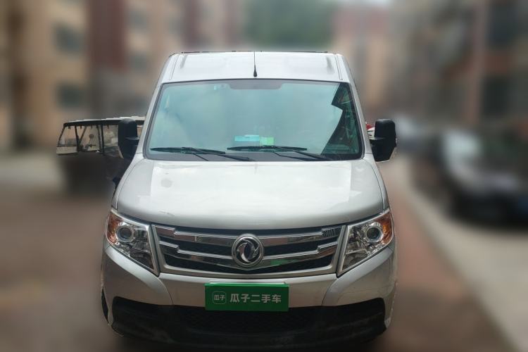 Used Dongfeng Yufeng 2021 2.3T V9 Logistics Vehicle Short Wheelbase Low Roof 5-9 Seater China V Emission Standard WP2.3 Front