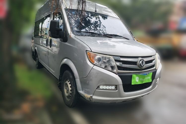 Used Dongfeng Yufeng 2021 2.3T Power King Front-Drive Logistics Van Long Wheelbase High Roof 6-9 Seats China VI Standard M9T Front Right 45 Deg