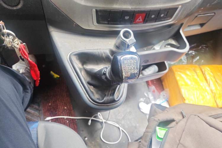 Used Dongfeng Yufeng  Gear Lever