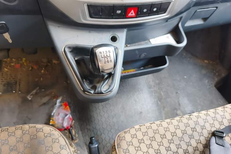 Used Dongfeng Yufeng  Gear Lever