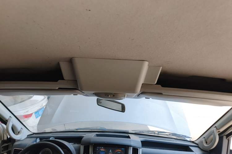 Used Dongfeng Yufeng  Headliner