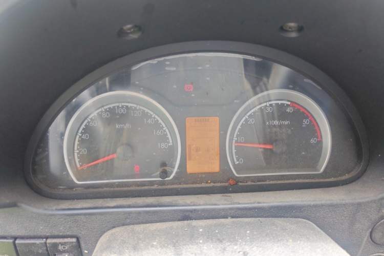 Used Dongfeng Yufeng  Instrument Cluster