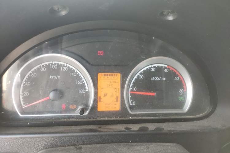 Used Dongfeng Yufeng  Instrument Cluster