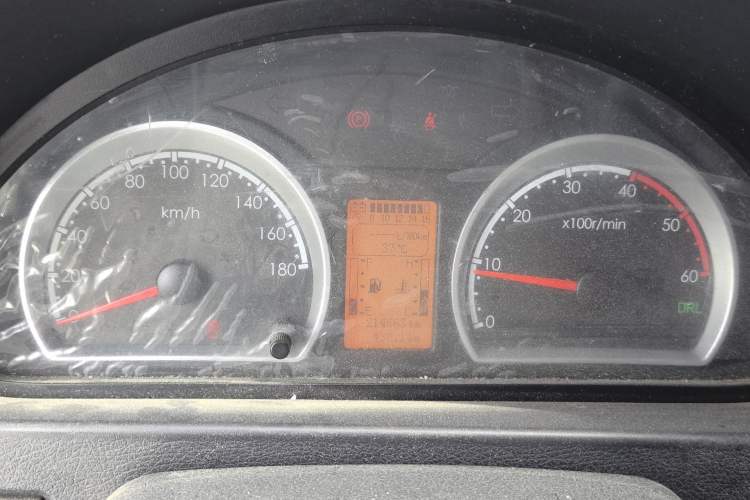 Used Dongfeng Yufeng 2021 2.3T Power King Rear-Drive Van Long Wheelbase High Roof Dual Rear Tires 3-Seater China VI Standard M9T Instrument Cluster