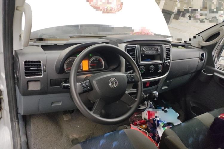 Used Dongfeng Yufeng 2021 2.3T Power King Front-Drive Van Long Wheelbase Mid-Roof 3-Seater China VI Standard M9T Interior 2
