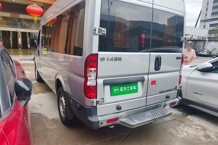 Used Dongfeng Yufeng 2021 2.3T Front-Drive Logistics Vehicle Short Wheelbase Mid-Roof 5-9 Seater China VI Standard M9T Rear Left 45 Deg