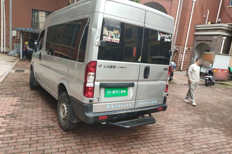Used Dongfeng Yufeng 2021 2.3T V9 Logistics Vehicle Short Wheelbase Low Roof 5-9 Seater China V Emission Standard WP2.3 Rear Left 45 Deg