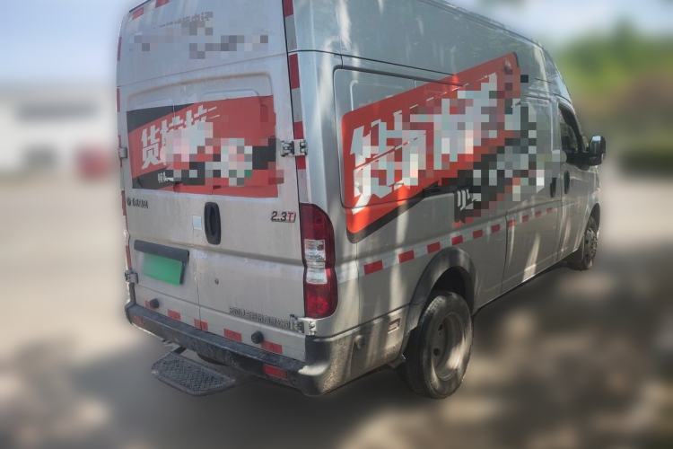 Used Dongfeng Yufeng  Rear Right 45 Deg
