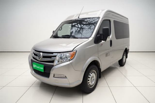 Used Dongfeng Yufeng 2021 2.3T Power King Front-Drive Logistics Vehicle Short Wheelbase Mid-Roof Design 5-9 Seater China VI Emission Standard M9T