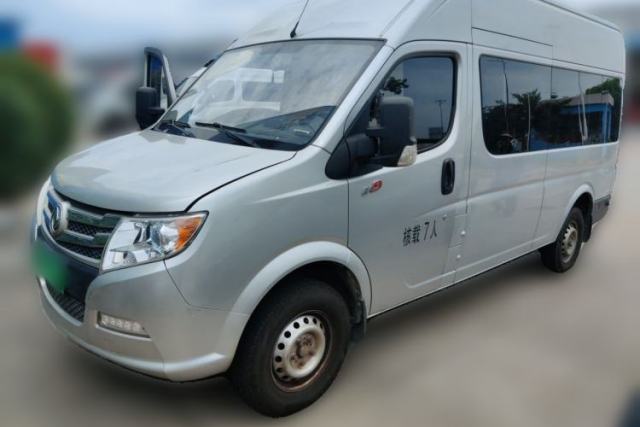 Used Dongfeng Yufeng 2021 2.3T Power King Front-Drive Logistics Van Long Wheelbase High Roof 6-9 Seats China VI Standard M9T