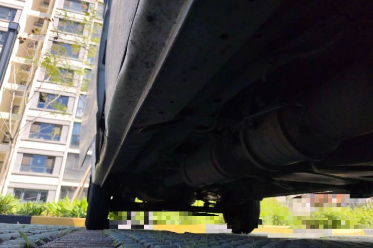 Used Dongfeng Yufeng  Chassis Front Right
