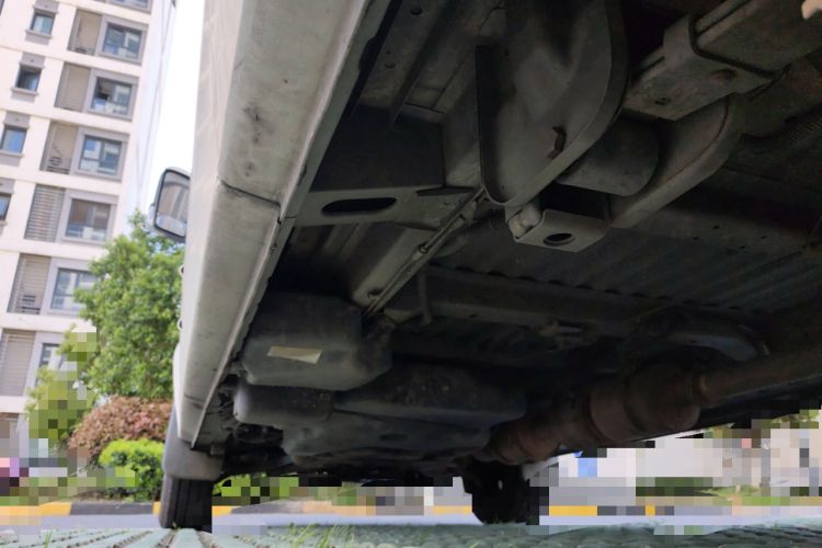 Used Dongfeng Yufeng  Chassis Rear Left