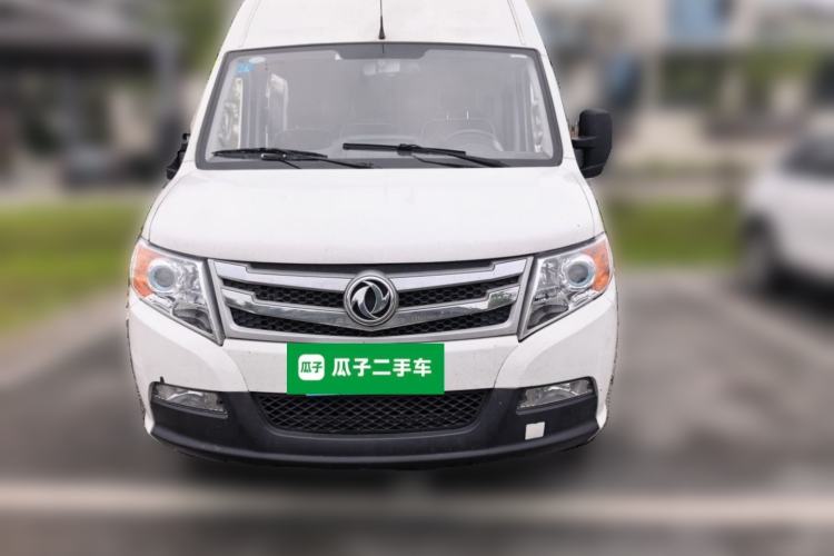 Used Dongfeng Yufeng 2021 2.4T Rear-Drive Logistics Vehicle Long Wheelbase High Roof Dual Rear Tires 6–9 Seats China VI Emission Standard YCY24140-60 Front
