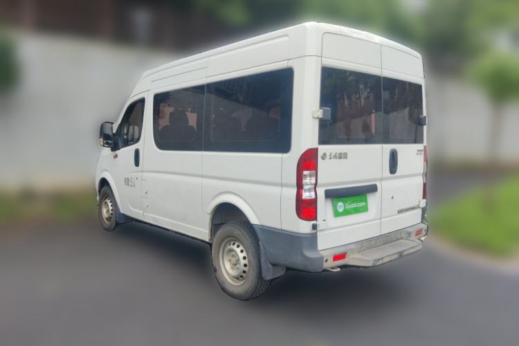 Used Dongfeng Yufeng 2021 2.0T Value Edition Logistics Vehicle Short Wheelbase Mid-Roof Design 5-9 Seater China VI Emission Standard D20 Rear Left 45 Deg