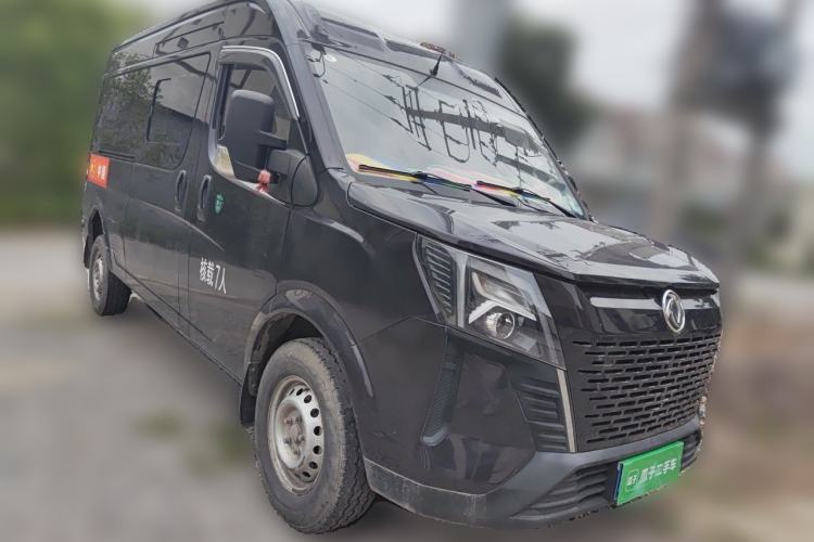 Used Dongfeng Yufeng 2023 V9+ 2.0T Manual Front-Wheel-Drive Multi-Function Mid-Roof Van with 7/8/9 Seats Front Right 45 Deg