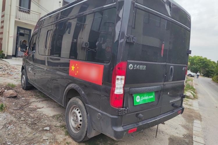 Used Dongfeng Yufeng 2023 V9+ 2.0T Manual Front-Wheel-Drive Multi-Function Mid-Roof Van with 7/8/9 Seats Rear Left 45 Deg