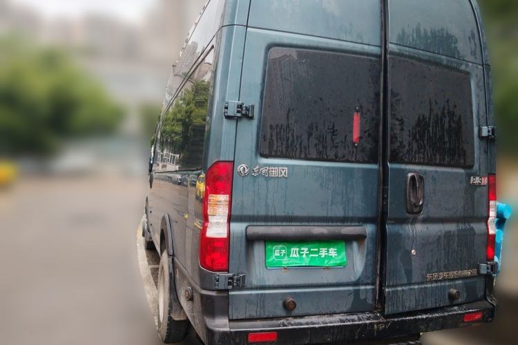 Used Dongfeng Yufeng 2023 V9+ 2.3T Manual Rear-Drive Cargo Van with Dual Rear Tires 3-Seater Rear Left 45 Deg