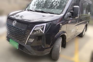 Used Dongfeng Yufeng 2023 V9+ 2.0T Manual Front-Wheel-Drive Multi-Function Short-Chassis Low-Roof 5/6-Seater