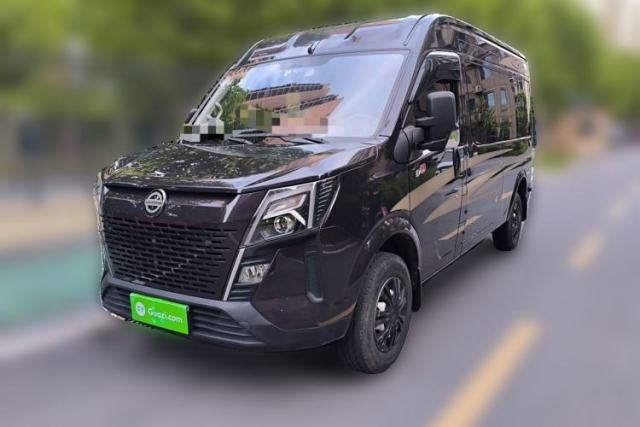 Used Dongfeng Yufeng 2023 V9+ 2.0T Automatic Front-Drive Multi-Function Mid-Roof 7/8/9-Seater