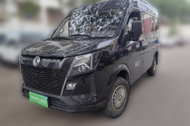 Used Dongfeng Yufeng 2023 V9+ 2.0T Manual Front-Drive Multi-Function Short-Chassis Mid-Height 5/6-Seater