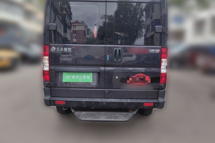 Used Dongfeng Yufeng 2023 V9+ 2.0T Manual Front-Drive Multi-Function Short-Chassis Mid-Height 5/6-Seater Rear