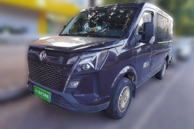 Used Dongfeng Yufeng 2023 V9+ 2.0T Automatic Front-Wheel-Drive Short Wheelbase Mid-Roof Design—5/6-Seater