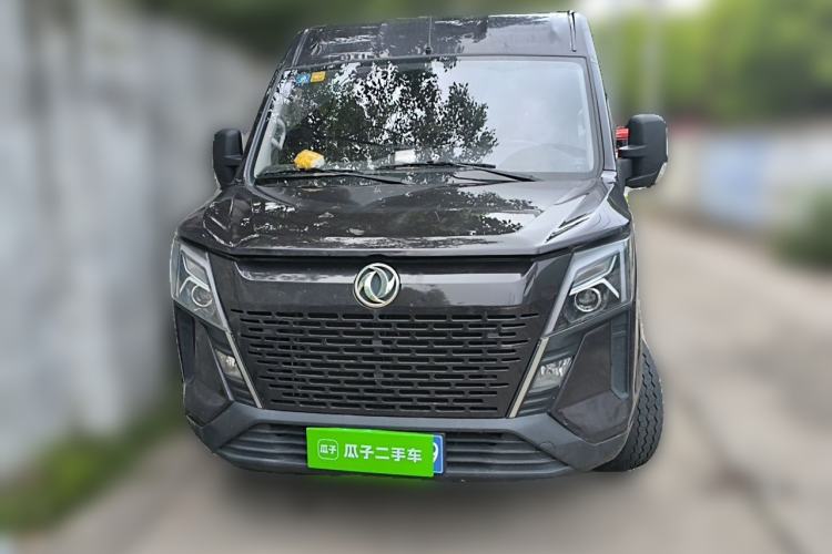 Used Dongfeng Yufeng 2023 V9+ 2.3T Manual Front-Drive Van Long Wheelbase Mid-Roof 3-Seater Front