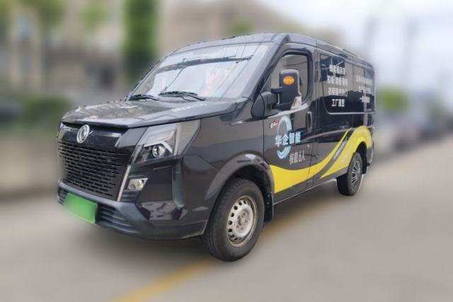 Used Dongfeng Yufeng 2023 V9+ 2.0T Automatic Front-Wheel-Drive Short Wheelbase Mid-Roof Design—5/6-Seater