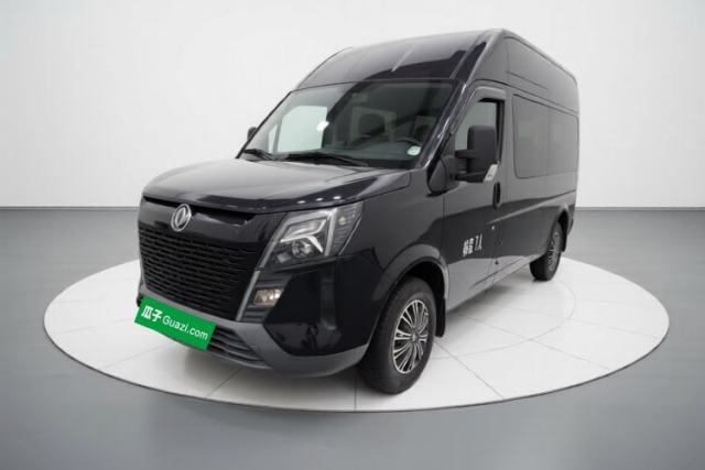 Ojetý Dongfeng Yufeng 2023 V9+ 2.0T Manual Rear-Drive Multi-Function Mid-Roof High-Roof Van with 7/8/9 Seats