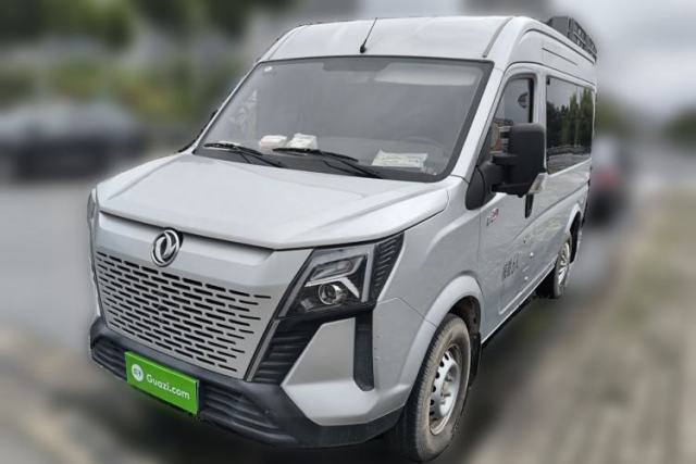 Used Dongfeng Yufeng 2023 V9+ 2.0T Manual Front-Drive Multi-Function Short-Chassis Mid-Height 5/6-Seater