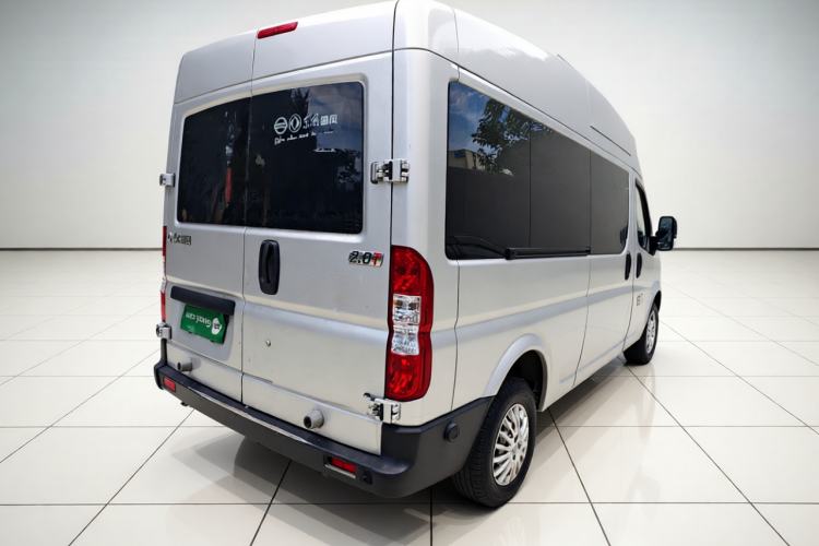 Used Dongfeng Yufeng 2023 V9+ 2.0T Manual Front-Drive Multi-Function Mid-Roof High-Roof 7/8/9-Seater Exterior 5