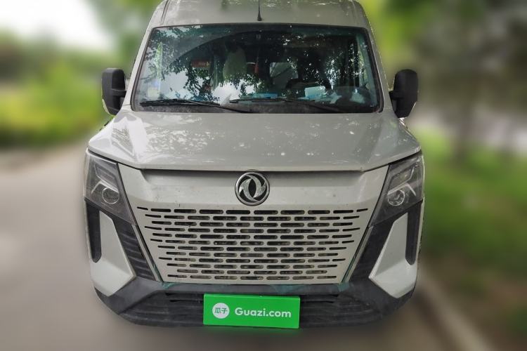 Used Dongfeng Yufeng 2023 V9+ 2.0T Manual Front-Wheel-Drive Multi-Function Mid-Roof Van with 7/8/9 Seats Front
