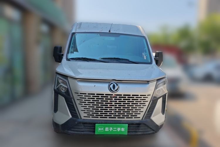 Used Dongfeng Yufeng 2023 V9+ 2.0T Manual Front-Wheel-Drive Multi-Function Mid-Roof Van with 7/8/9 Seats Front