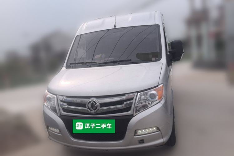 Used Dongfeng Yufeng 2023 V9+ 2.0T Manual Front-Wheel-Drive Multi-Function Mid-Roof Van with 7/8/9 Seats Front