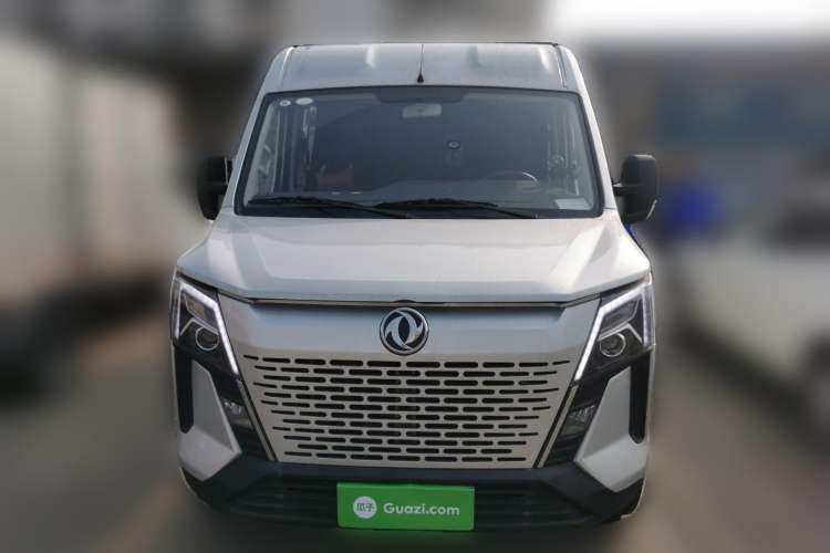 Used Dongfeng Yufeng 2023 V9+ 2.0T Automatic Front-Wheel-Drive Short Wheelbase Mid-Roof Design—5/6-Seater Front