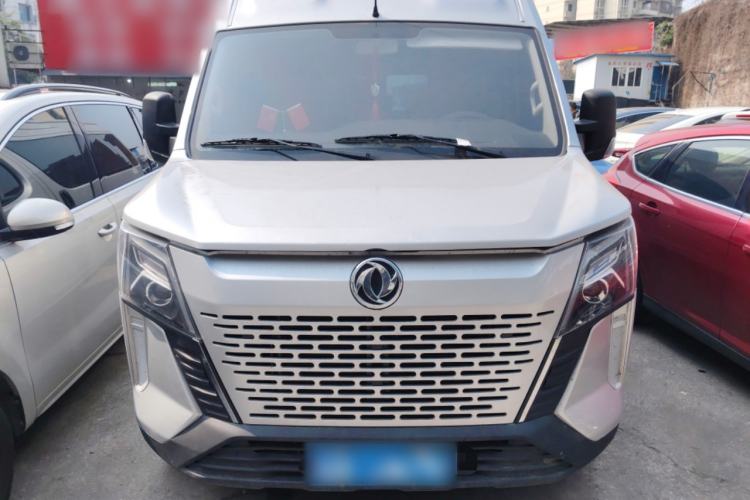Used Dongfeng Yufeng 2023 V9+ 2.0T Manual Front-Wheel-Drive Multi-Function Mid-Roof Van with 7/8/9 Seats Front